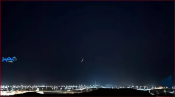 ظاهرة نادرة.. تجمع القمر والمريخ مع مذنب جديد يذهل سكان عرعر